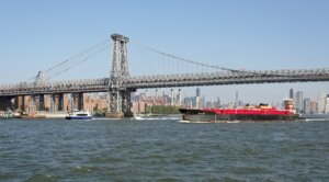 Williamsburg Bridge connecting Brooklyn and Manhattan over the East River